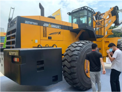 晉工攜重磅產品閃耀廈門國際石材展，礦山機械銷售迎新機遇